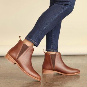 Nisolo Brandy Chelsea Boot